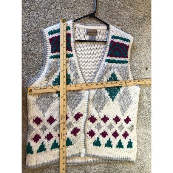 Sheridan Square Women’s White with Purple and Green Diamond Pattern Knitted Swea - Picture 5 of 5